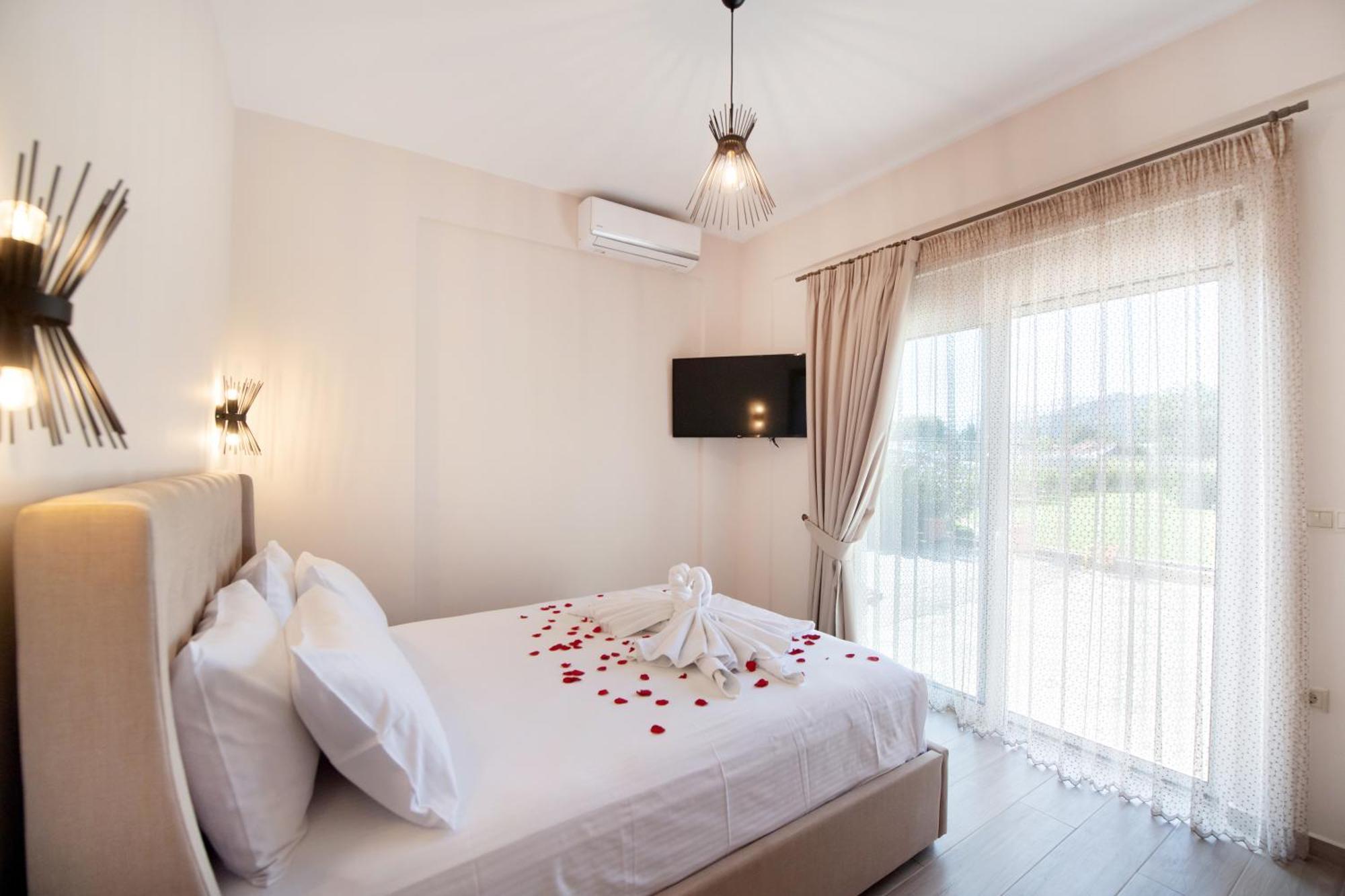 Ruellia Luxury Apartments Kalligoni Exterior foto