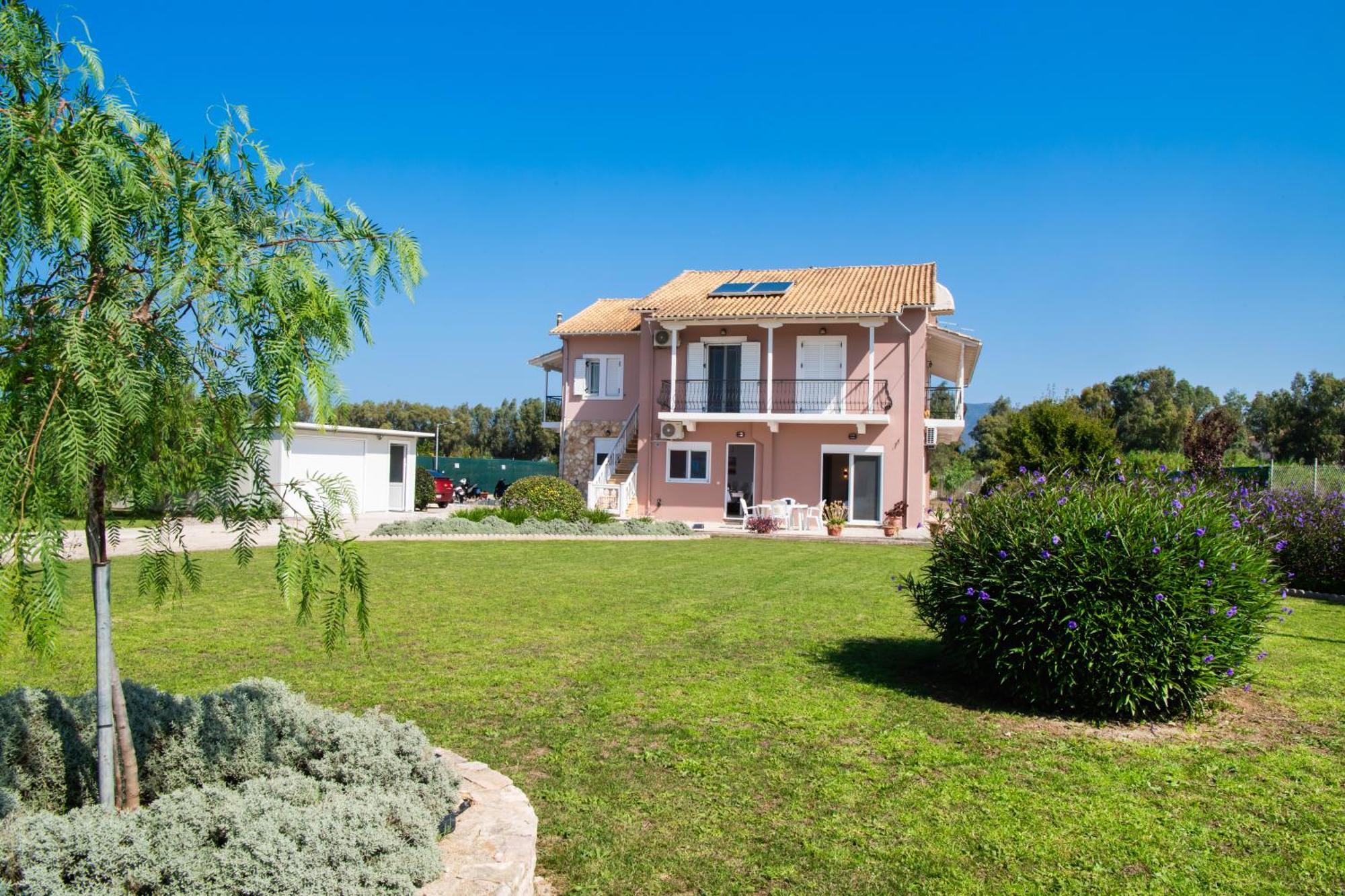 Ruellia Luxury Apartments Kalligoni Exterior foto